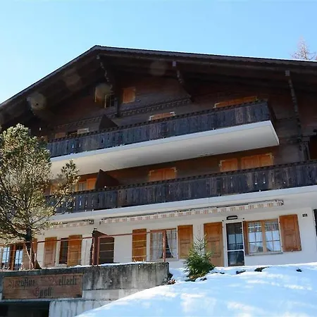 Eggli Apartment